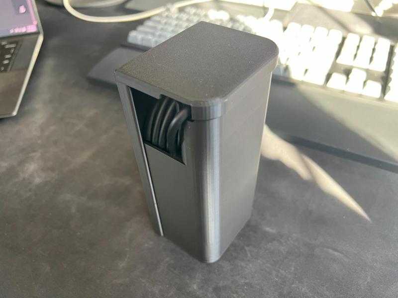 Dell 130W Laptop Charger Case