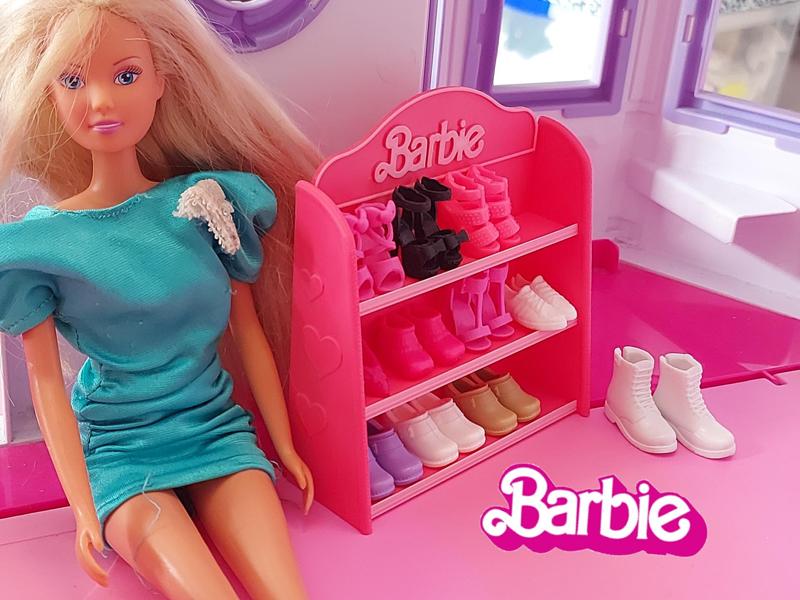 Barbie Shoe Shelf