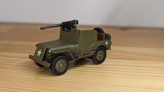 Armored Willys Jeep MB (Ford GPW, 4x4) with machine gun and twin bazooka (US, WW2)