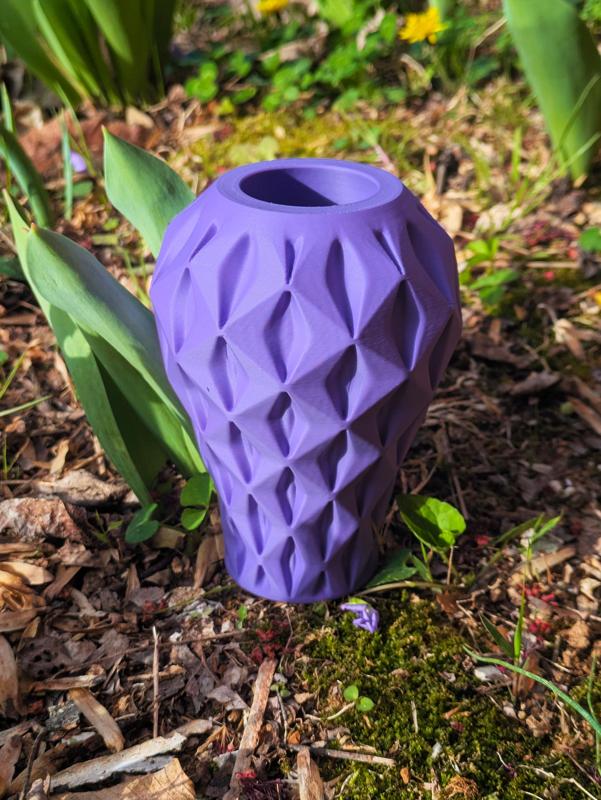Diopt Vase - Geometric Diamond Eye Vase