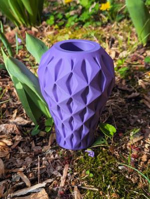Diopt Vase - Geometric Diamond Eye Vase