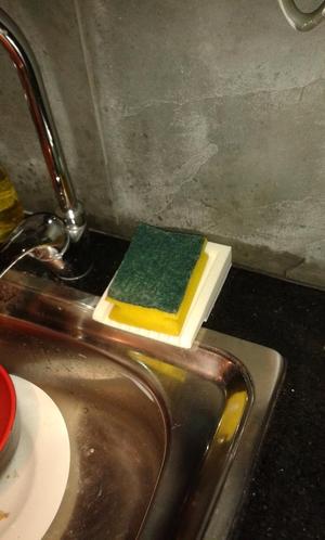 Sponge sluice / keeper / tray / dryer / rack
