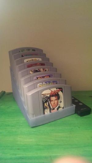 Customizable game cartridge holder