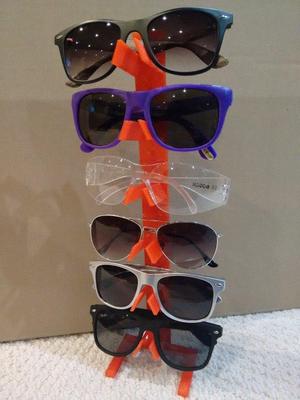 Expandable Sunglass Holder