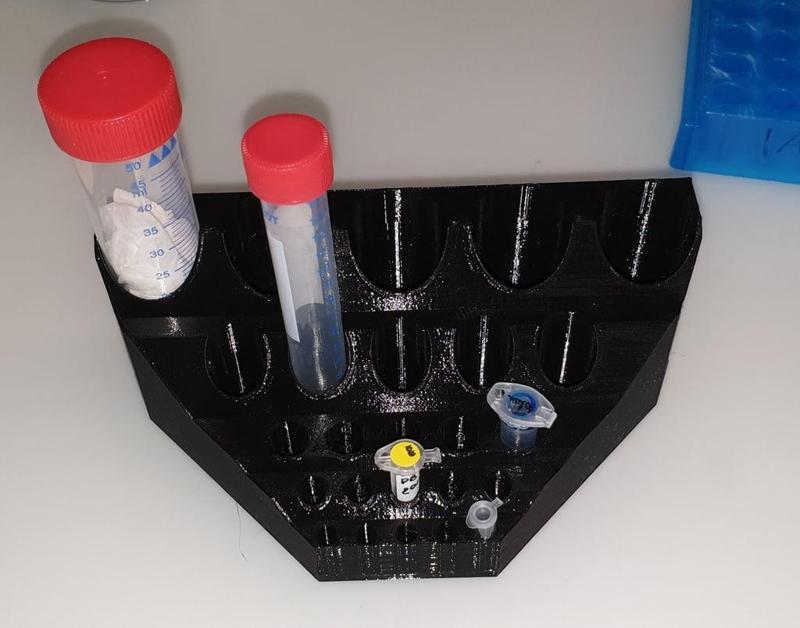 Rack for all tube sizes