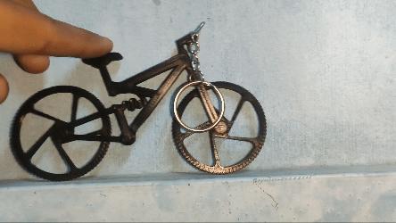 Functional Mini Mountain Bike Keychain – Print-in-Place with Working Suspension!