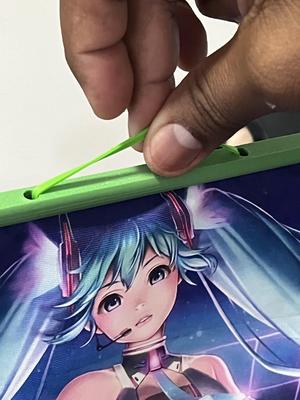 Poster Holder (30 cms)