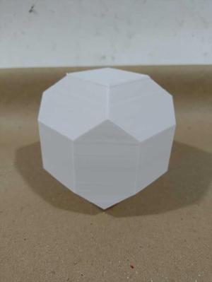 Tesseract (Teseracto)
