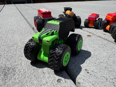 Monster Truck Toy - GRAVE DIGGER