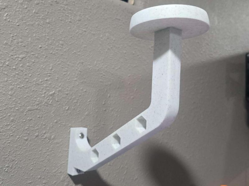 JuanMakes Helmet Hanger (V2)