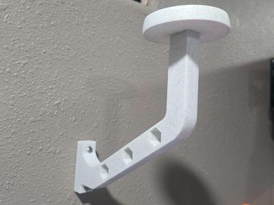 JuanMakes Helmet Hanger (V2)