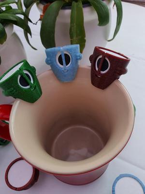 Tea bag cup holder