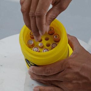 Radioactive barrel battery holder
