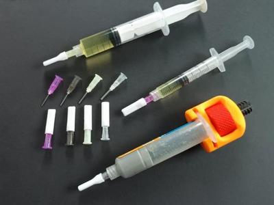 Nozzle sheath / airtight needle plug