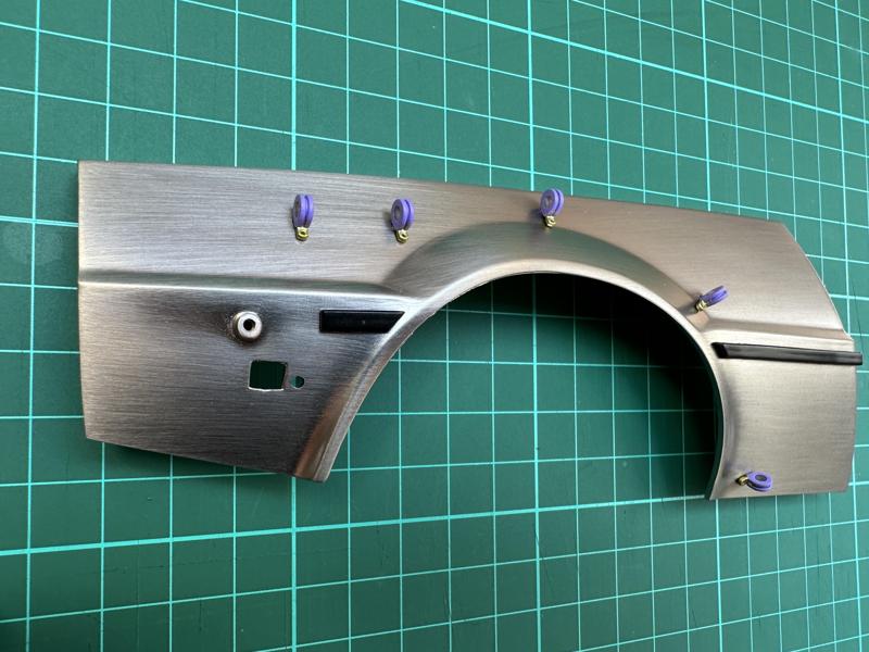 1:8 BTTF DeLorean exterior set withOUT screws 