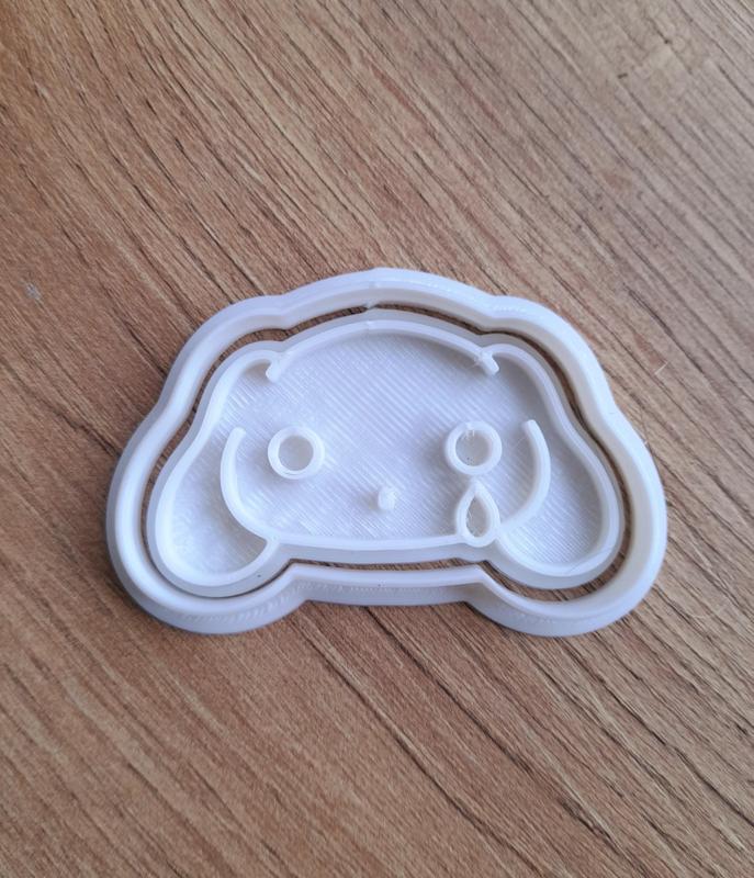SANRIO CINNAMOROLL COOKIE CUTTER crying