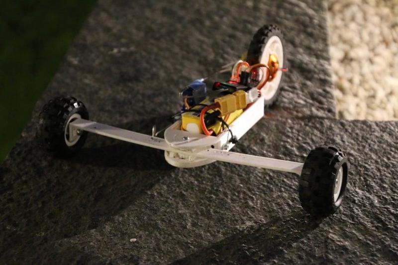 Swiff - Fast RC Three-Wheeler