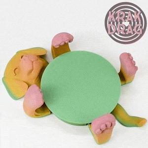 CUTE DOG MUG HUGGER: SELF-ADJUSTING COASTER