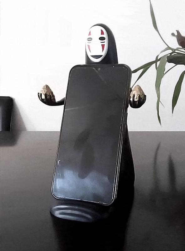No cell phone holder face