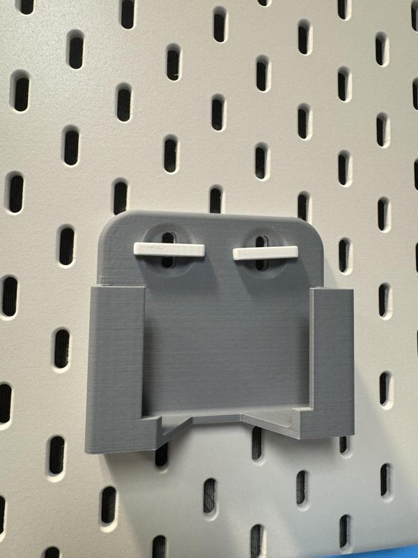 Parametric Phone Holder for IKEA Skadis with T-clip system.