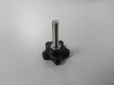 Star grip for M5 screws and nuts