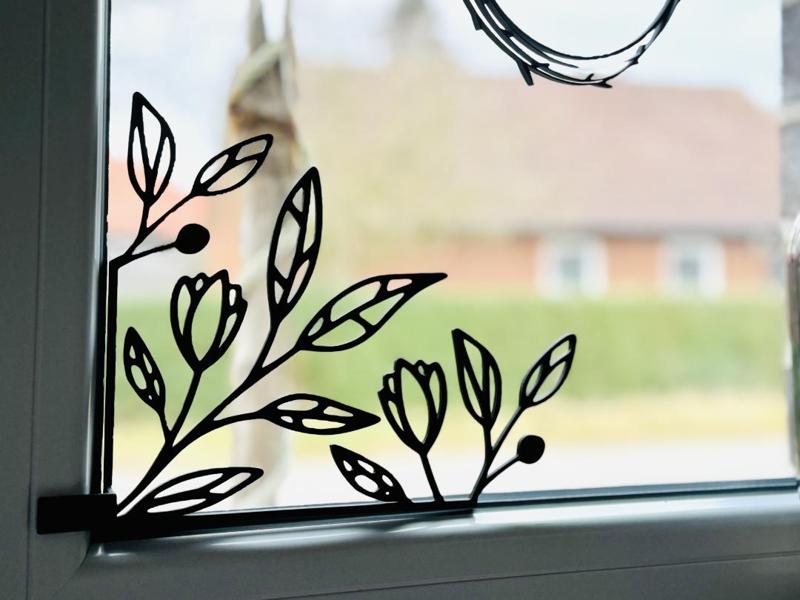 Floral Window Wreath Left