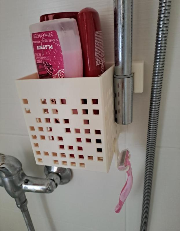 Shower gel / shampoo / accessories holder