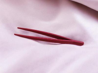 Tweezers