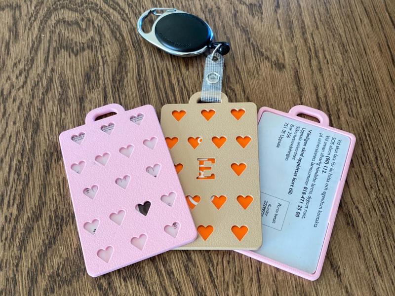 Id card holder - Heart pattern with letters