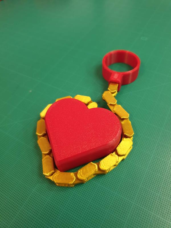 Ringchaku Spinning Fidget Toy - Valentine's Day Edition