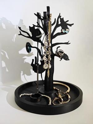 Jewelery Stand - Cats in a Tree