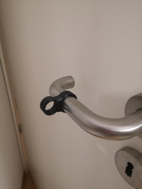 Stopper door handle