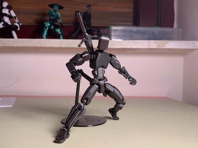 Dummy 13 arm+tibia muscolar version