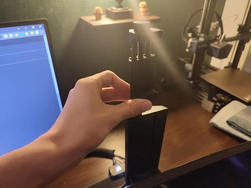 AOC Mointer tripod