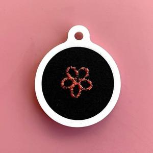 Key ring embroidery frame