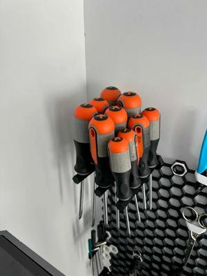 Honeycomb Wall Screwdriver Insert   