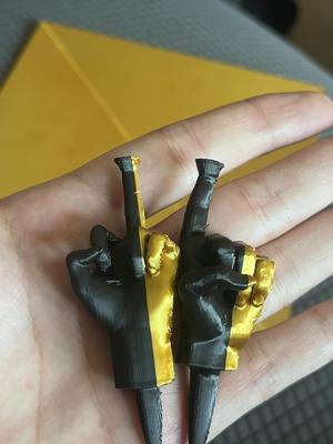 Middle and Index Finger Golf Tee