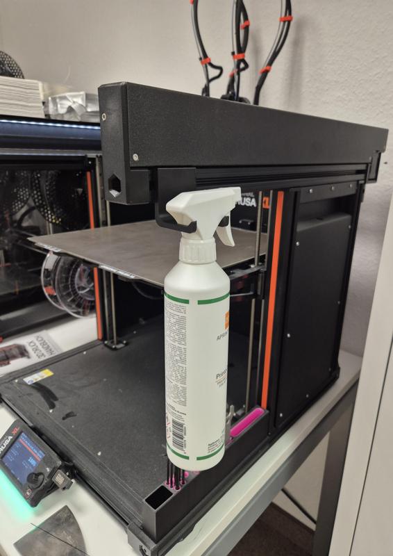 XL Spray bottle hanger