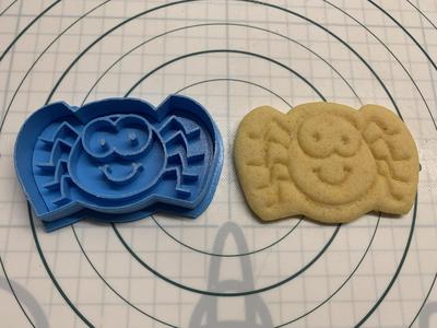 Spider cookie cutter