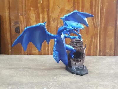 Blue Eyes White Dragon yu gi oh