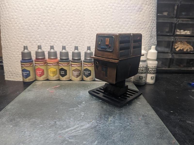 Gonk droid USB storage w/ Drawer