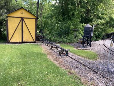 (Joy Line style) 2 axle skeleton log car On18