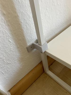 Jonaxel wall mount