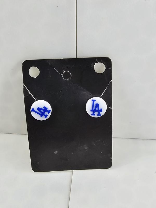 LA Dodgers Stud