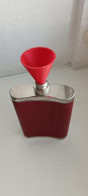 Funnel for filling the flask