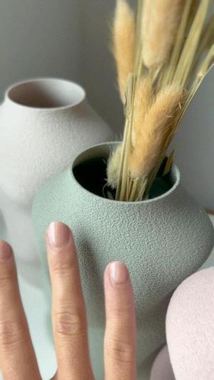 Scrunched vase