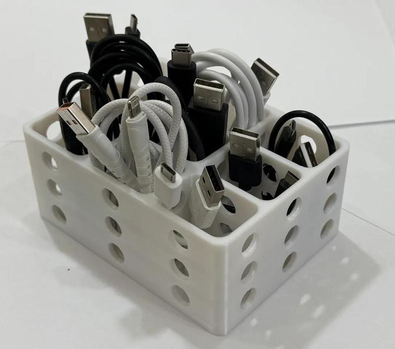 USB cable organiser   