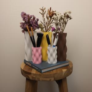Mini Wavy Vase