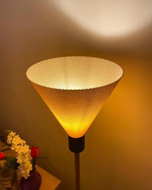 Dega Floor Lamp - Sleek Modern Lighting