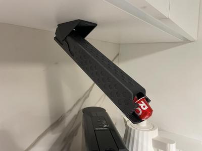 Suspended Caps Holder